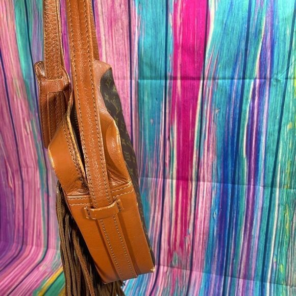 🔷️Louis Vuitton Vintage Boho Bag with Fringe - Picture 4 of 9